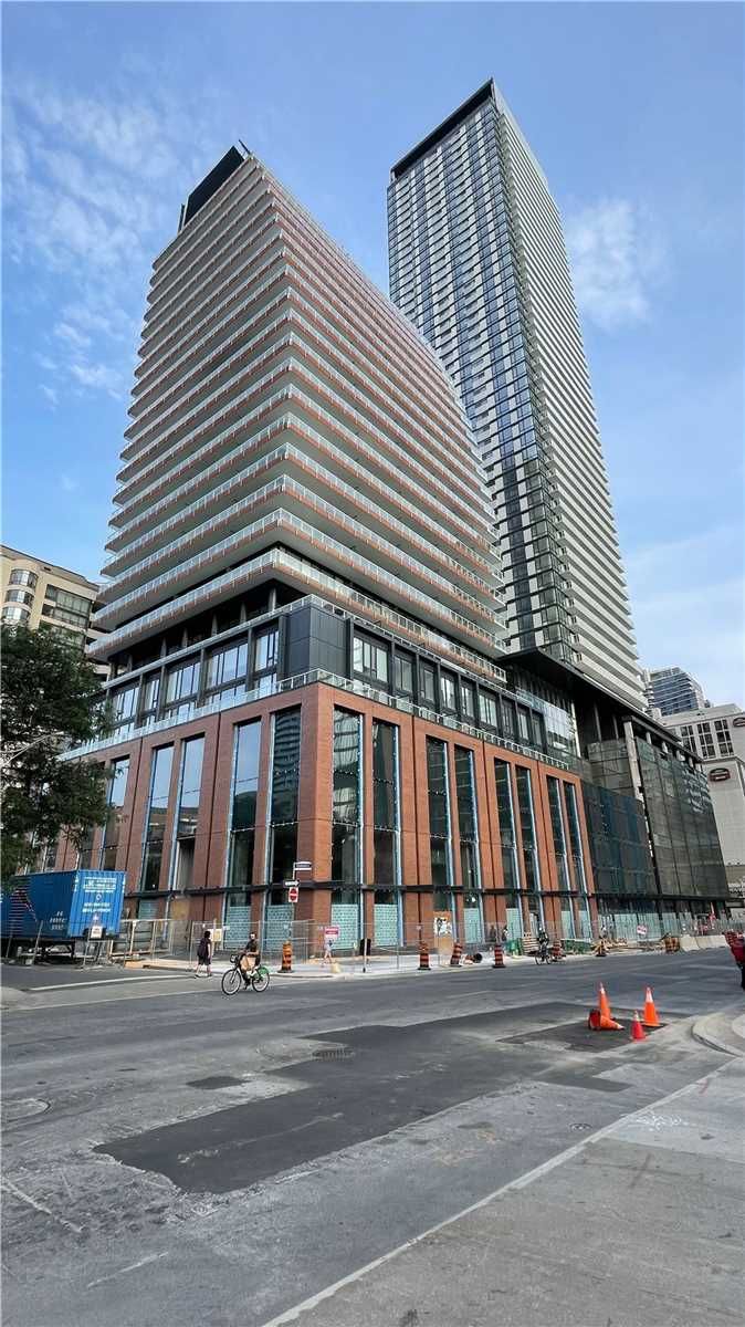 501 Yonge St, unit 4804 for rent in The Village - image #1