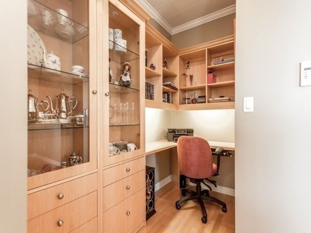 300 Bloor St E, unit 3004 for rent