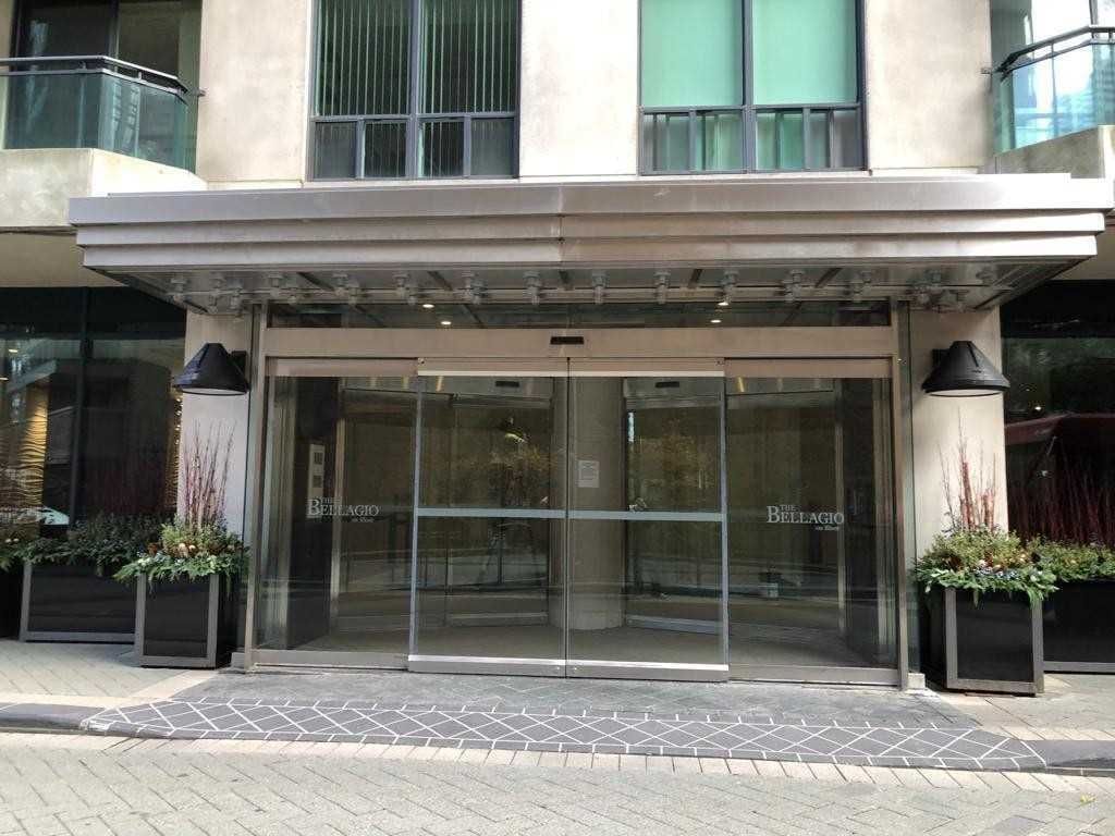 300 Bloor St E, unit 3004 for rent