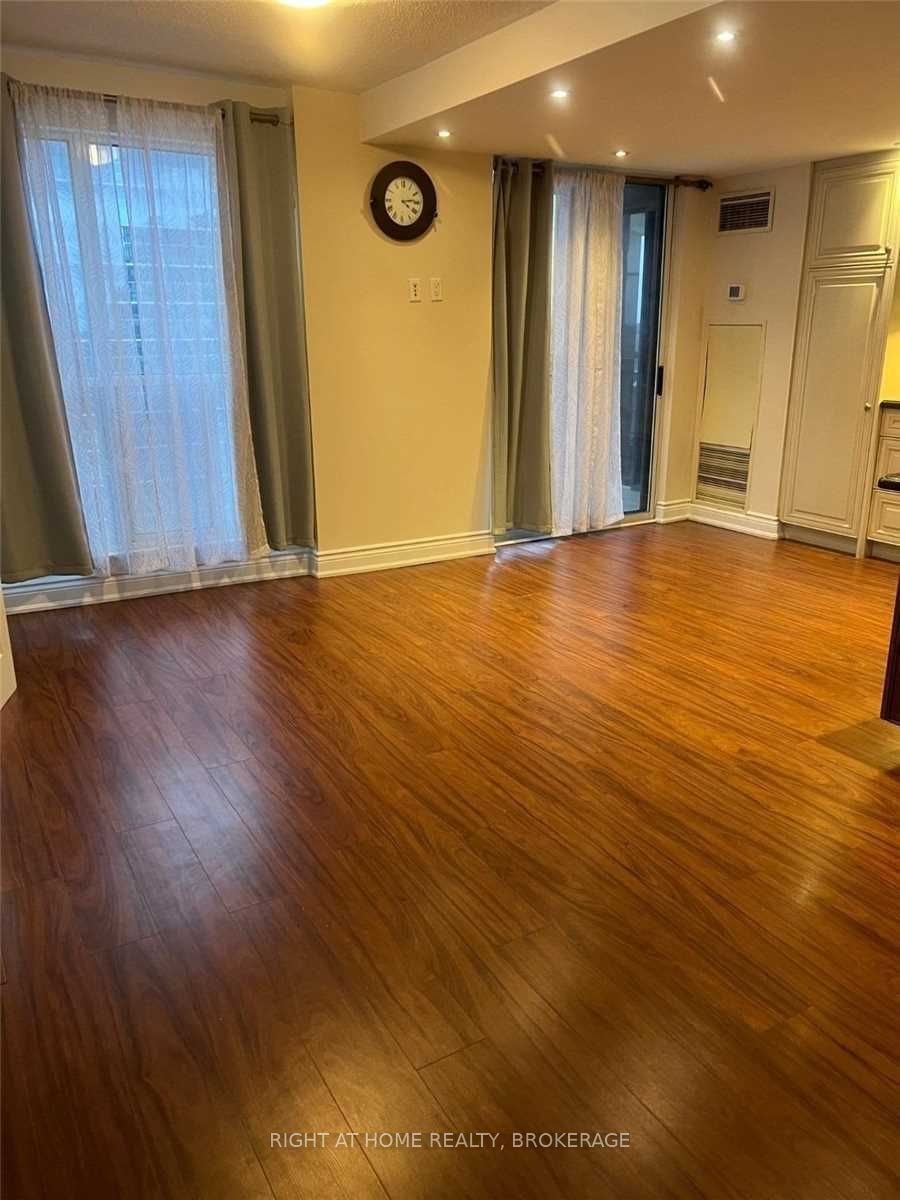 18 Hollywood Ave, unit 1505 for rent - image #7