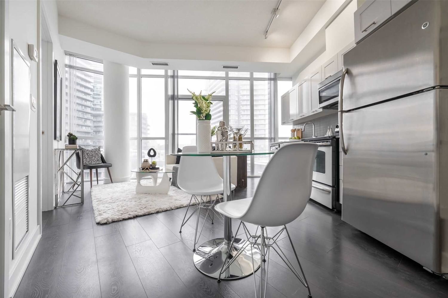 169 Fort York Blvd, unit 821 for sale