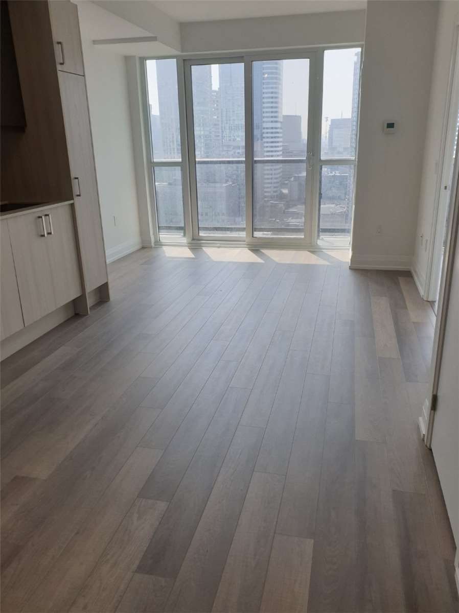 77 Mutual St, unit 2507 for rent - image #2