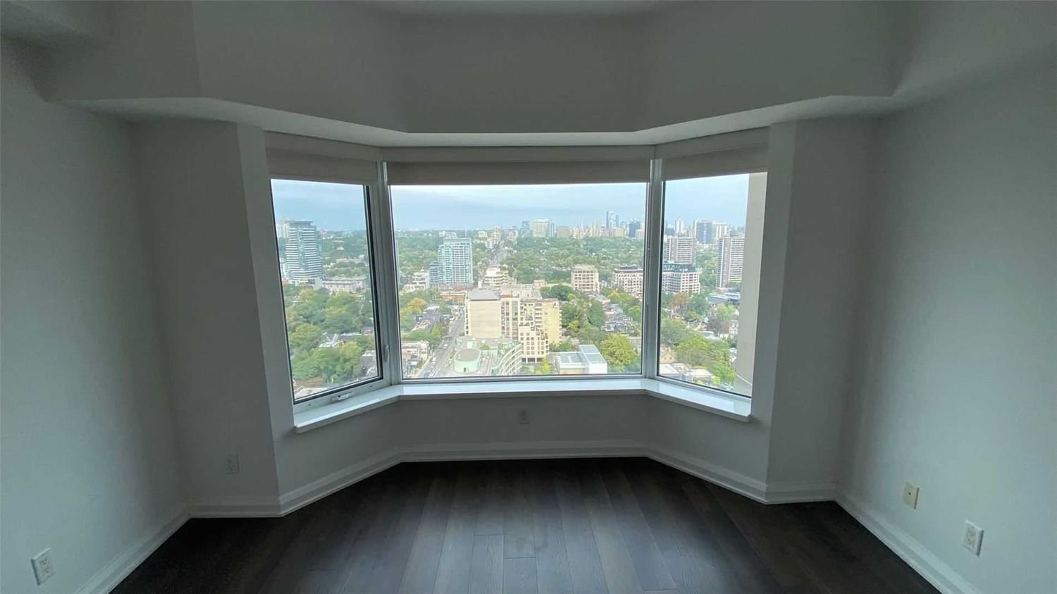 155 Yorkville Ave, unit 3003 for sale - image #3