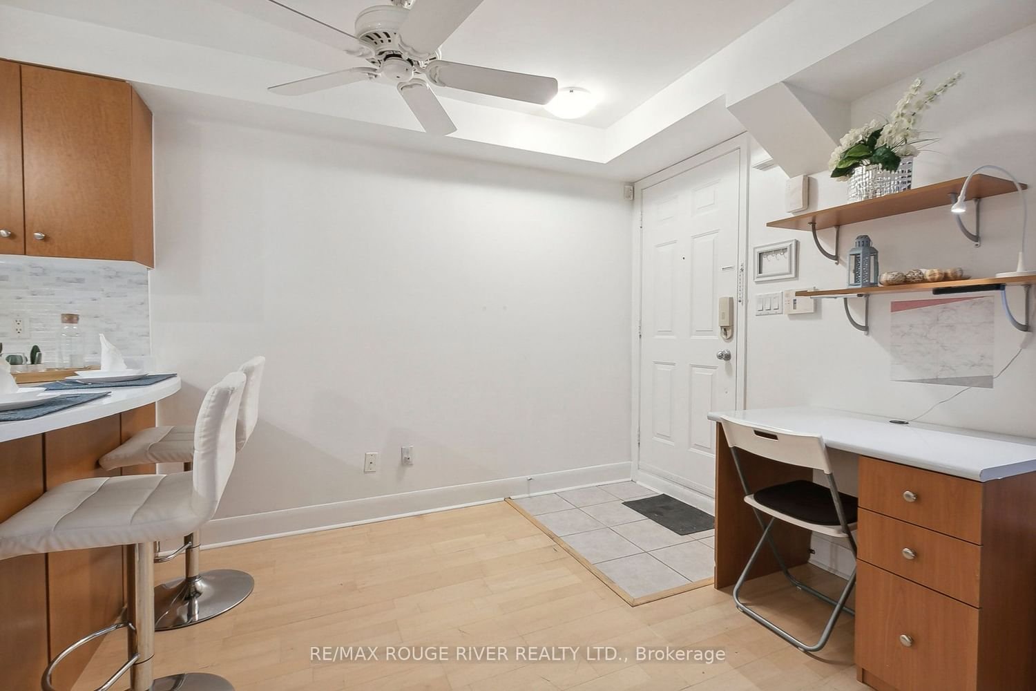 415 Jarvis St, unit 150 for rent - image #25