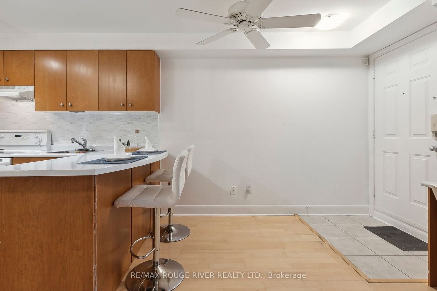 415 Jarvis St, unit 150 for rent - image #26