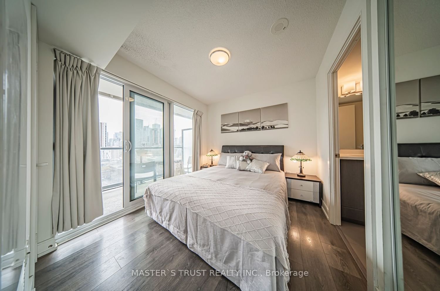 89 Mcgill St, unit 1208 for sale in The Village - image #3
