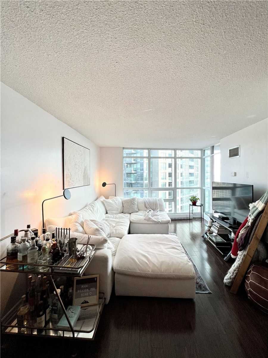 231 Fort York Blvd, unit 1612 for rent