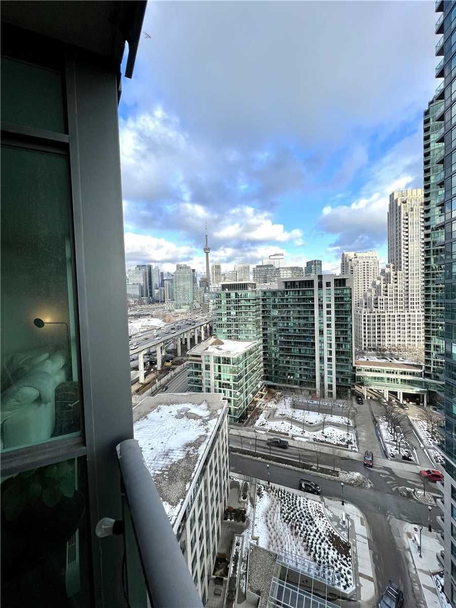 231 Fort York Blvd, unit 1612 for rent