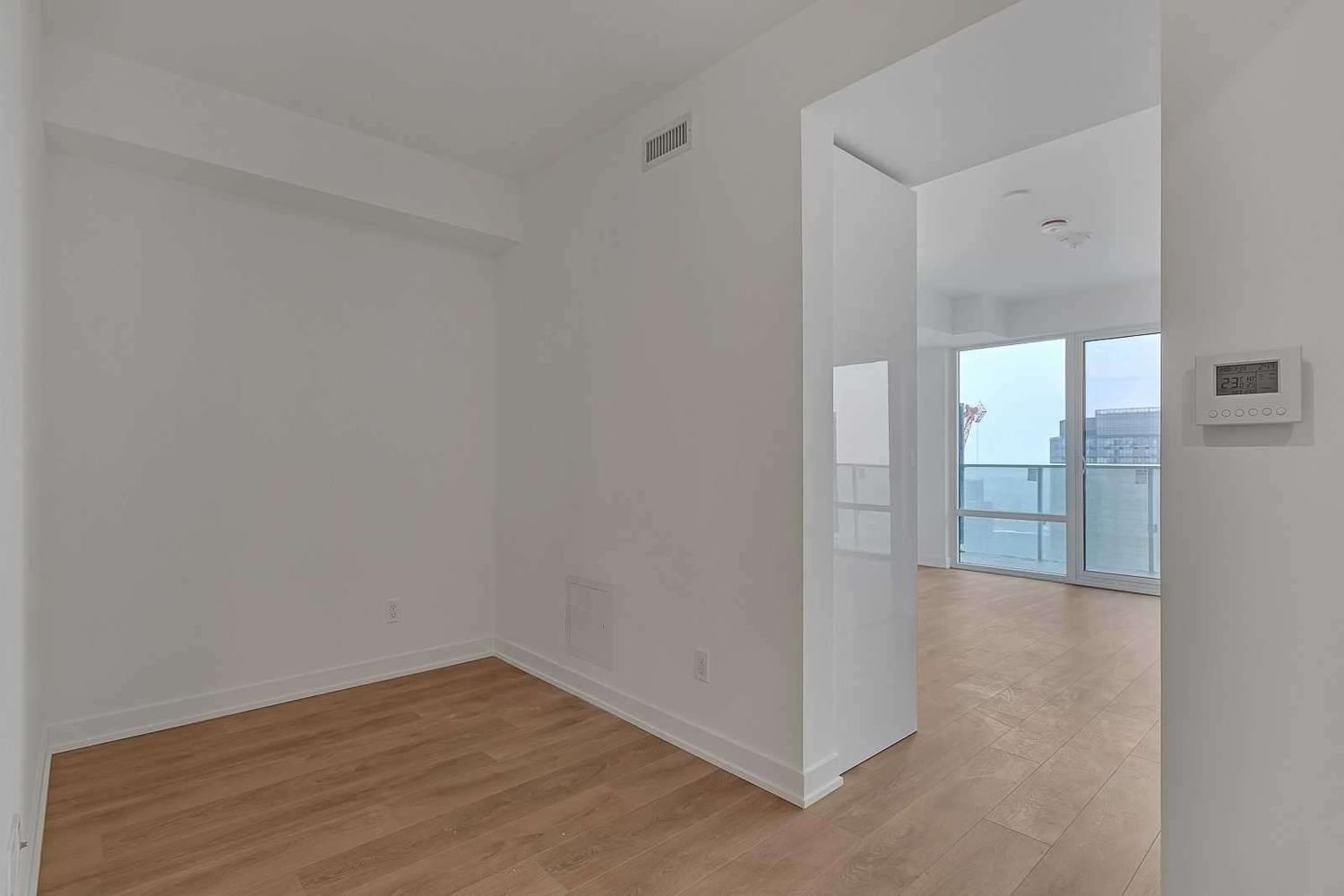 501 Yonge St, unit 4801 for rent in The Village - image #5