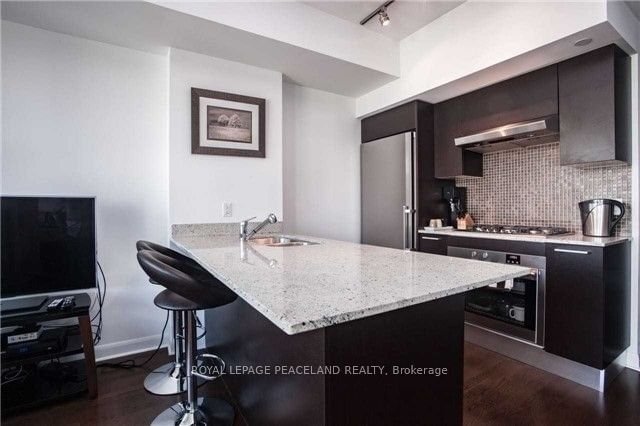 375 King St W, unit 3006 for rent - image #3