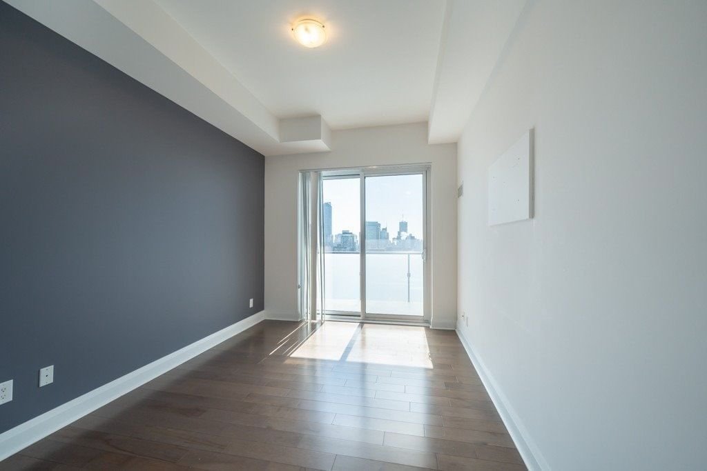 65 St Mary St, unit 3802 for rent - image #11
