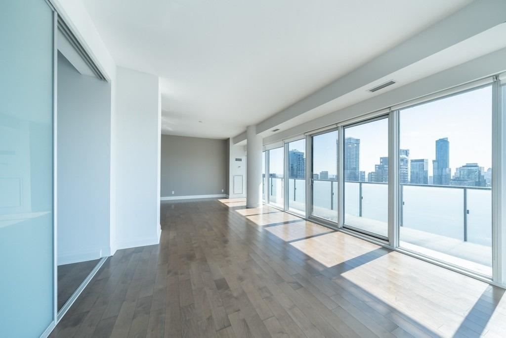 65 St Mary St, unit 3802 for rent - image #22