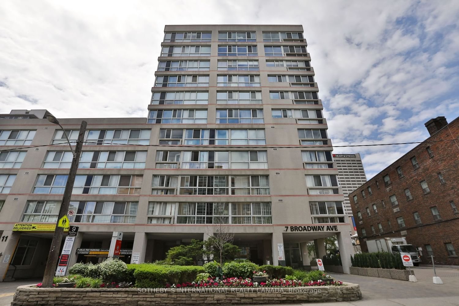 7 Broadway Ave, unit 1003 for rent - image #32