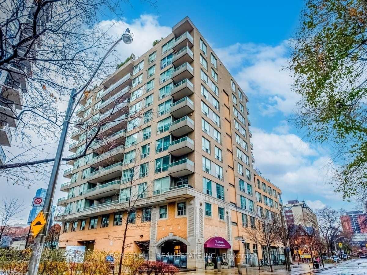 70 Alexander St, unit 305 for rent