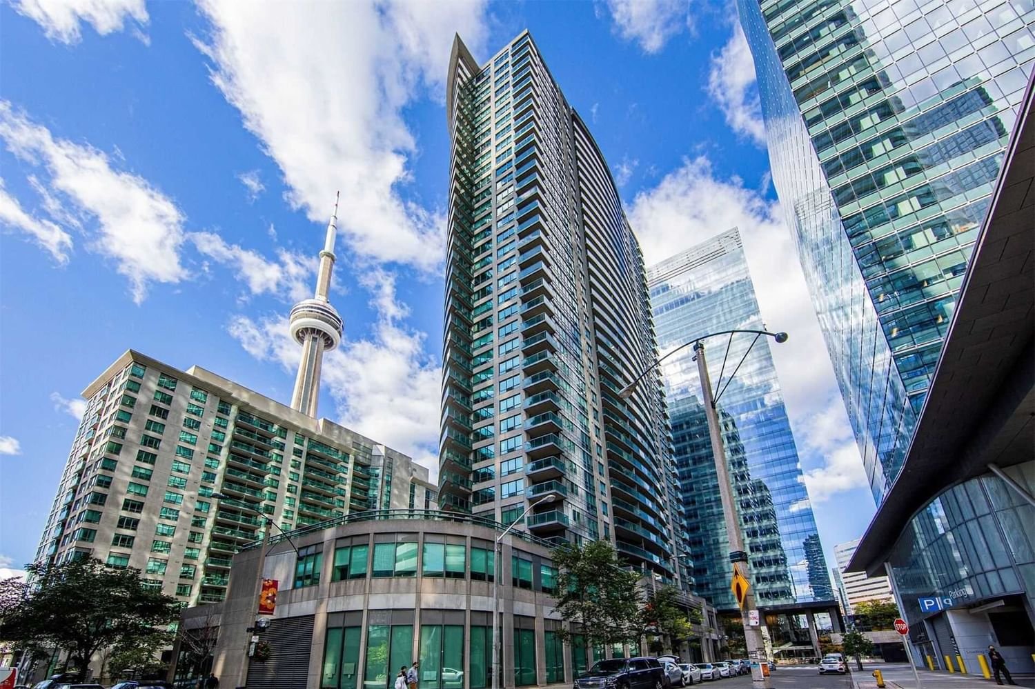 30 Grand Trunk Cres, unit 1503 for sale - image #3