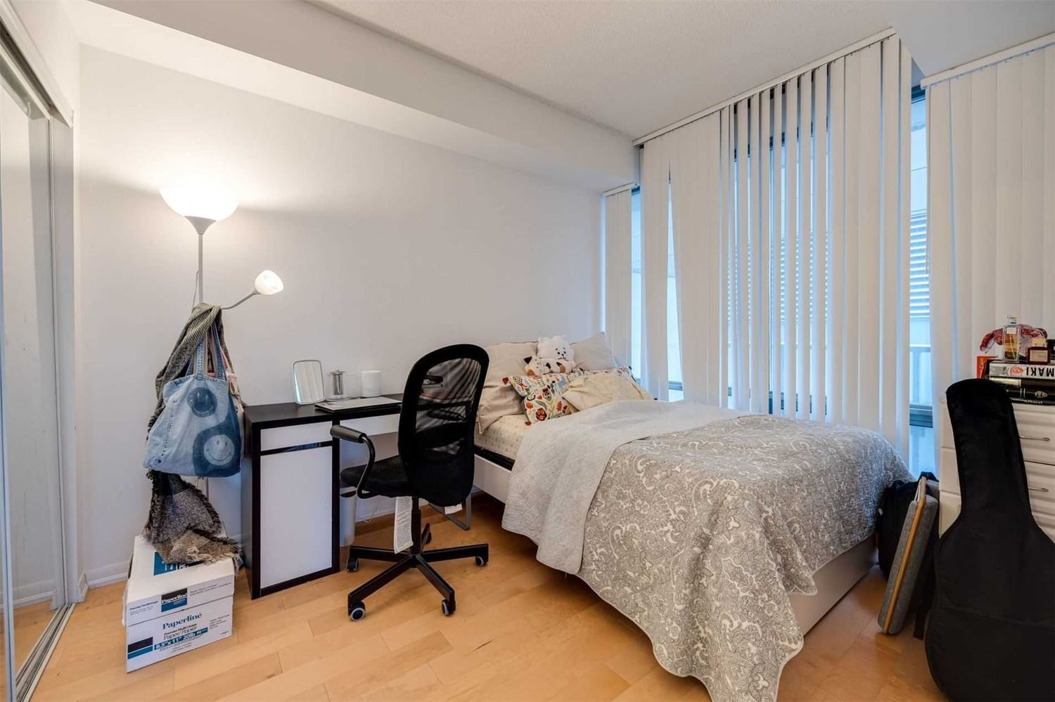 832 Bay St, unit 1203 for rent - image #11