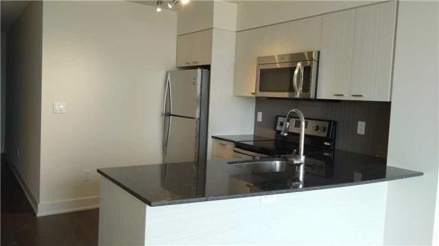 88 Sheppard Ave E, unit 2208 for rent - image #3