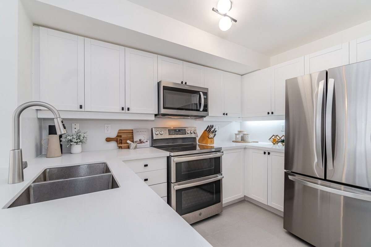 188 Redpath Ave, unit 403 for sale - image #8