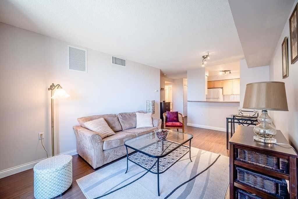 35 Finch Ave E, unit 606 for rent - image #23