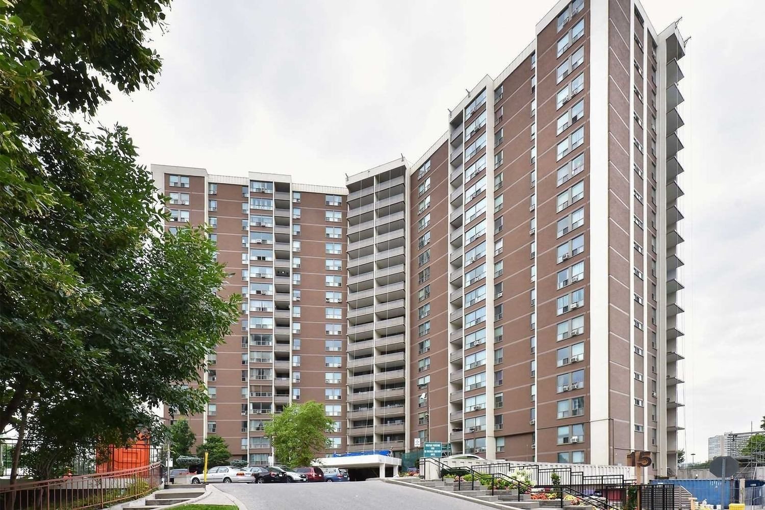 15 Vicora Linkway, unit 1711 for rent - image #1