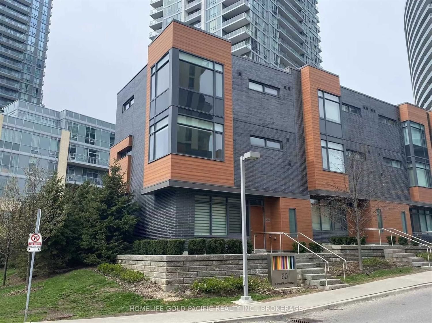 60 Forest Manor Rd, unit Th11 for rent - image #1