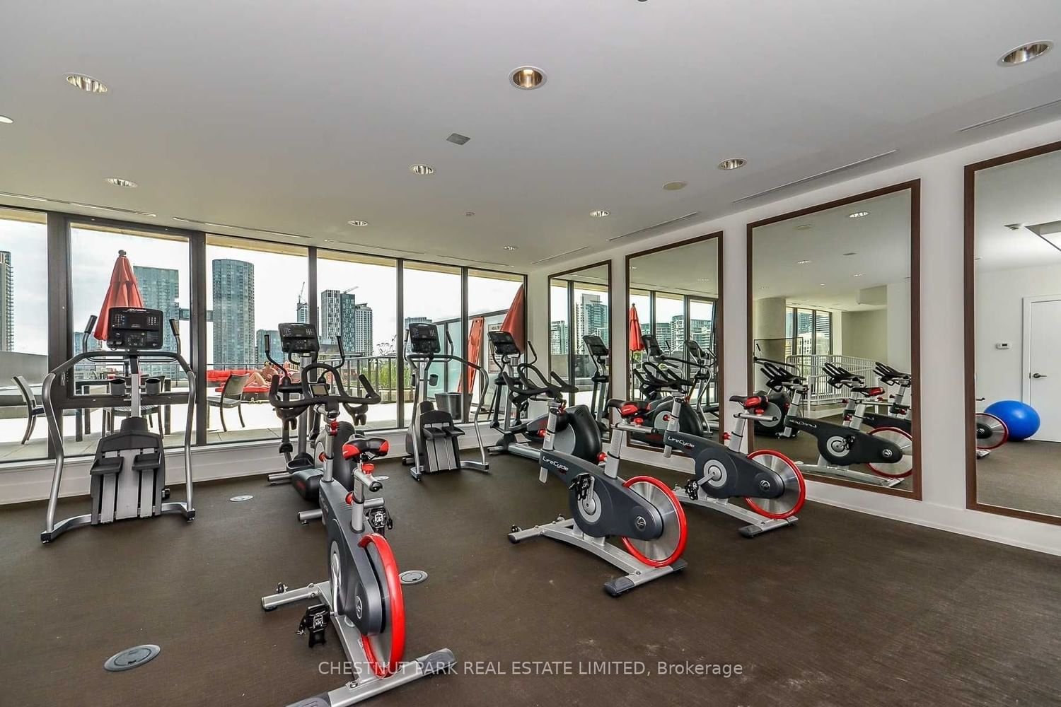 560 King St W, unit 612 for rent - image #18