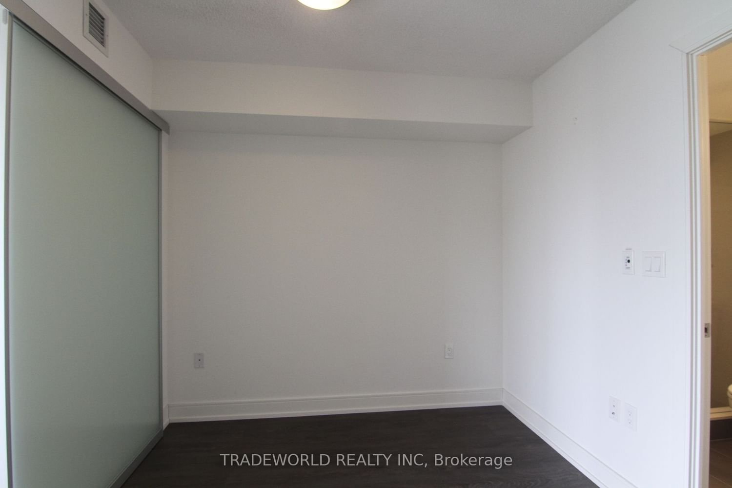 89 Mcgill St, unit 1206 for rent - image #11