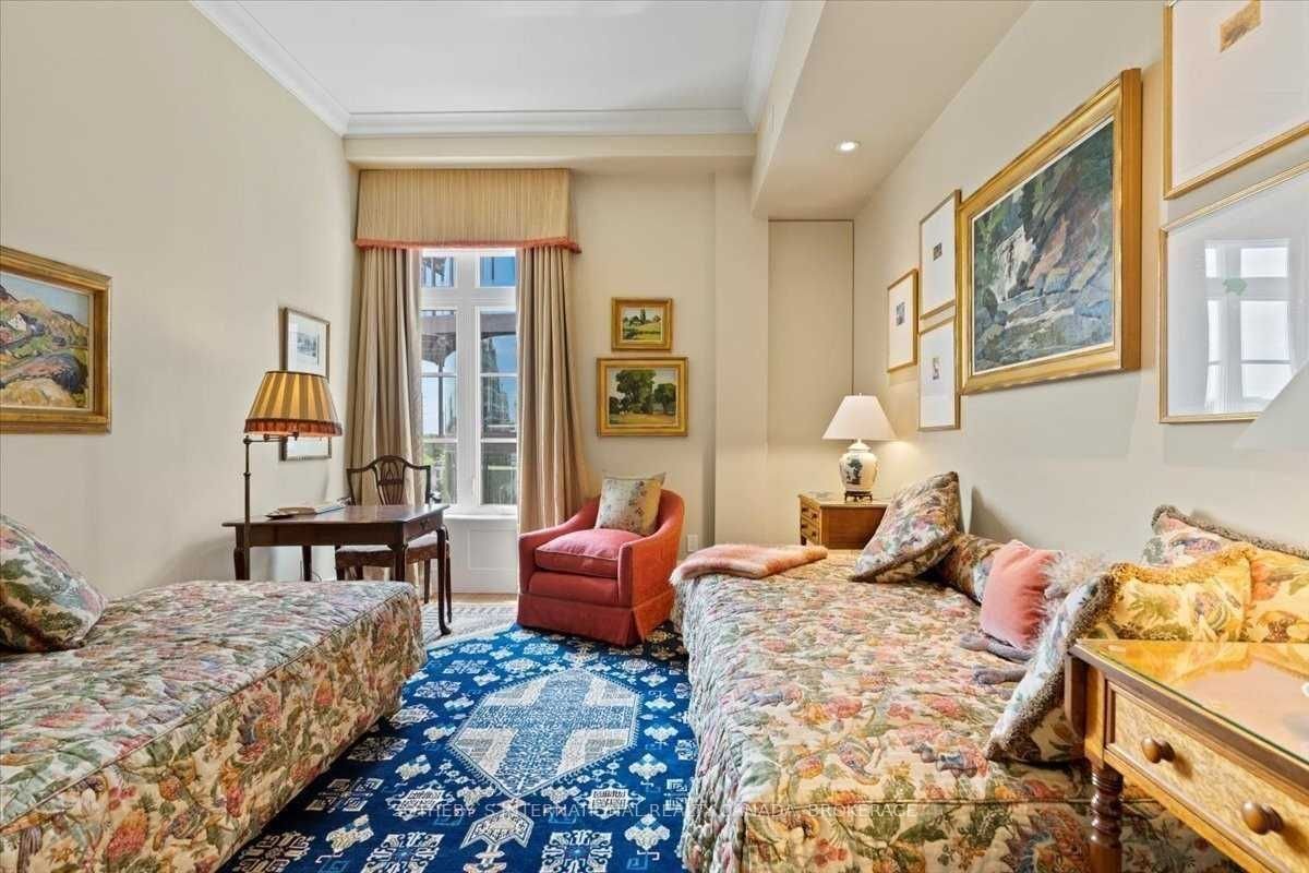 21 Shaftesbury Ave, unit Ph 501 for sale - image #25
