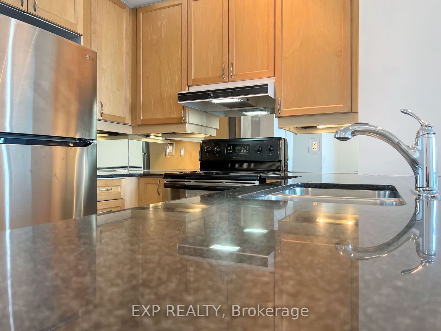 17 Barberry Pl, unit Uph 03 for rent - image #6