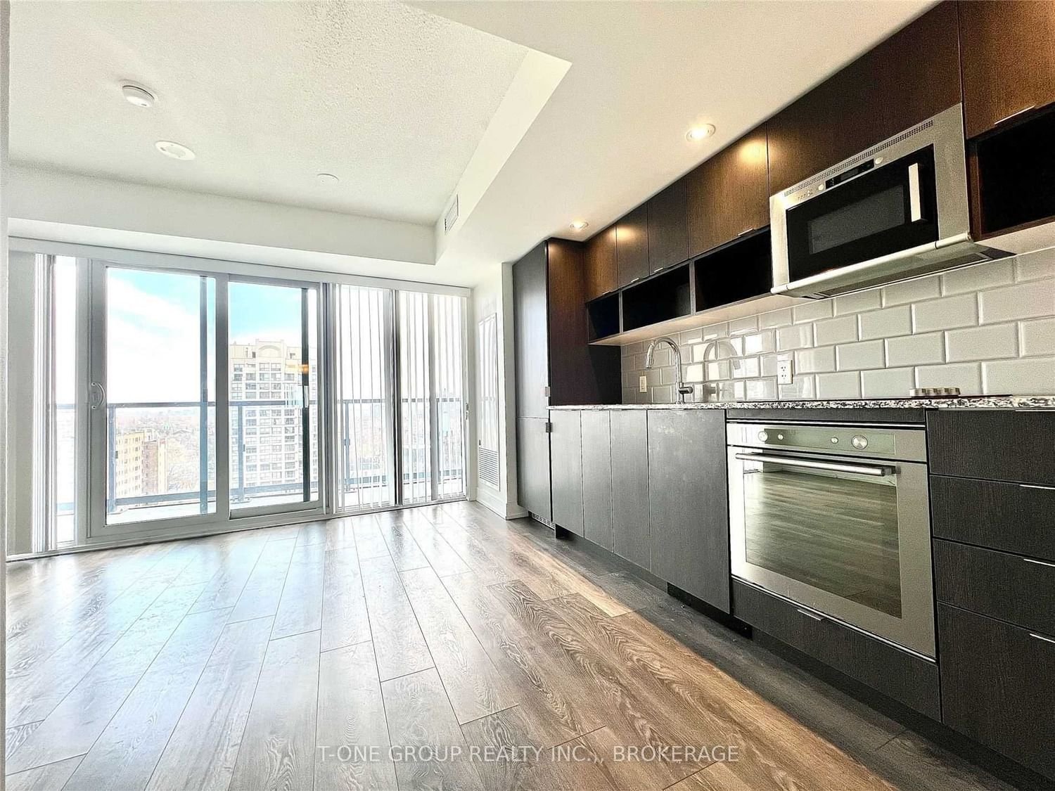89 Mcgill St, unit 1106 for rent - image #10