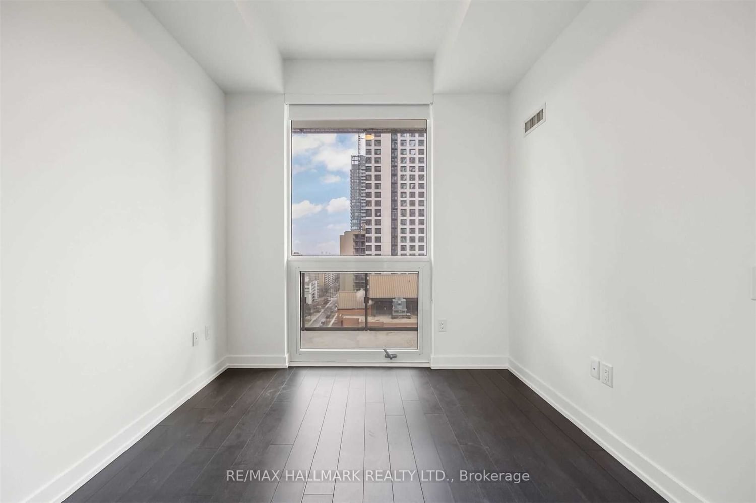 39 Roehampton Ave, unit 1210 for sale - image #11