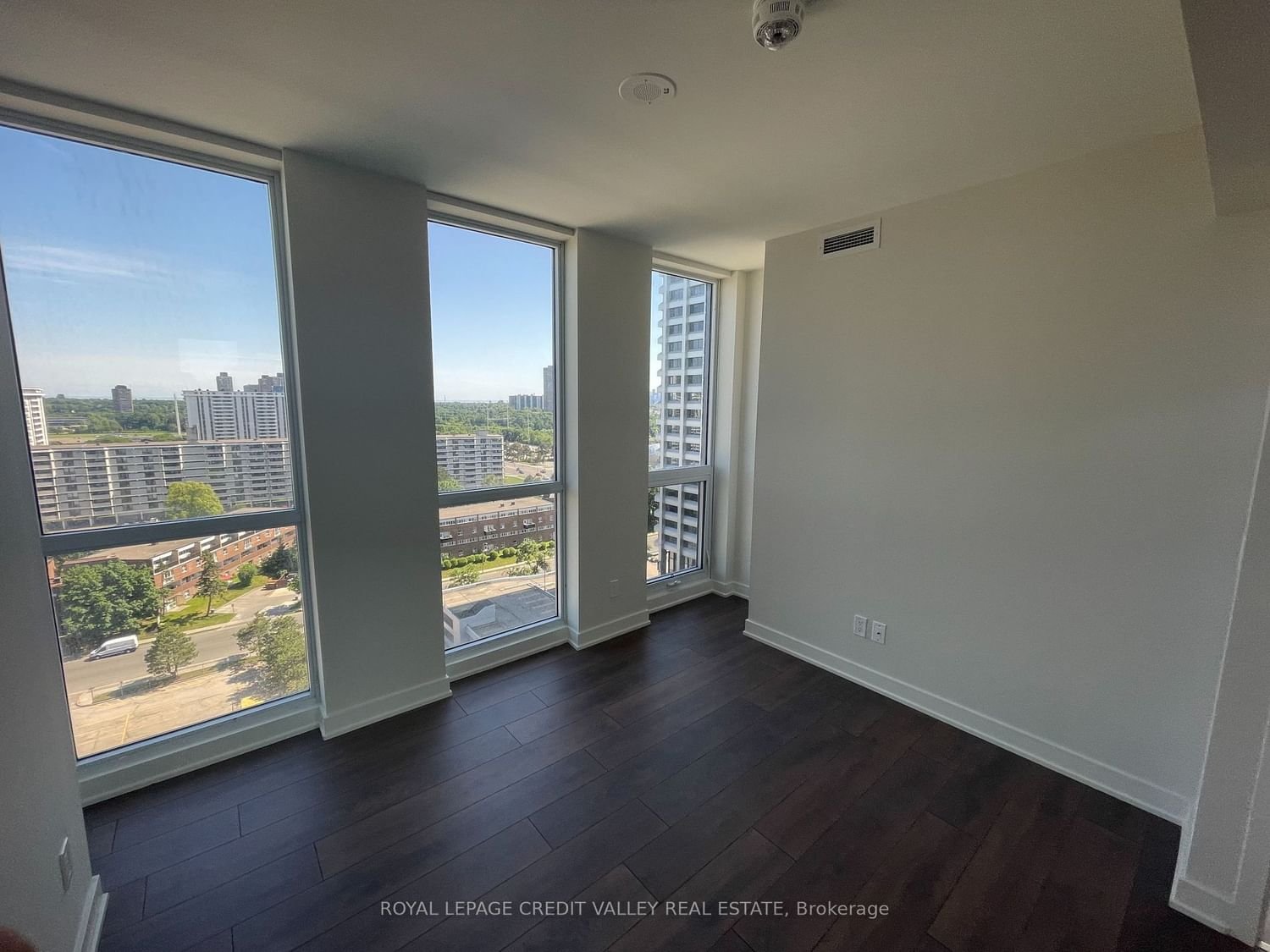 2 Sonic Way, unit 1510 for rent - image #13