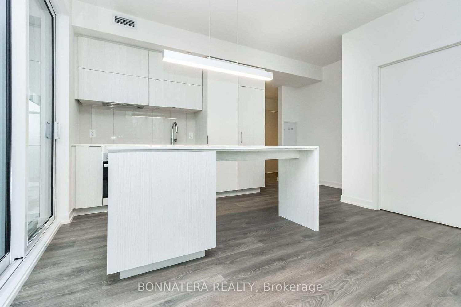 15 Lower Jarvis St, unit 3505 for rent - image #12