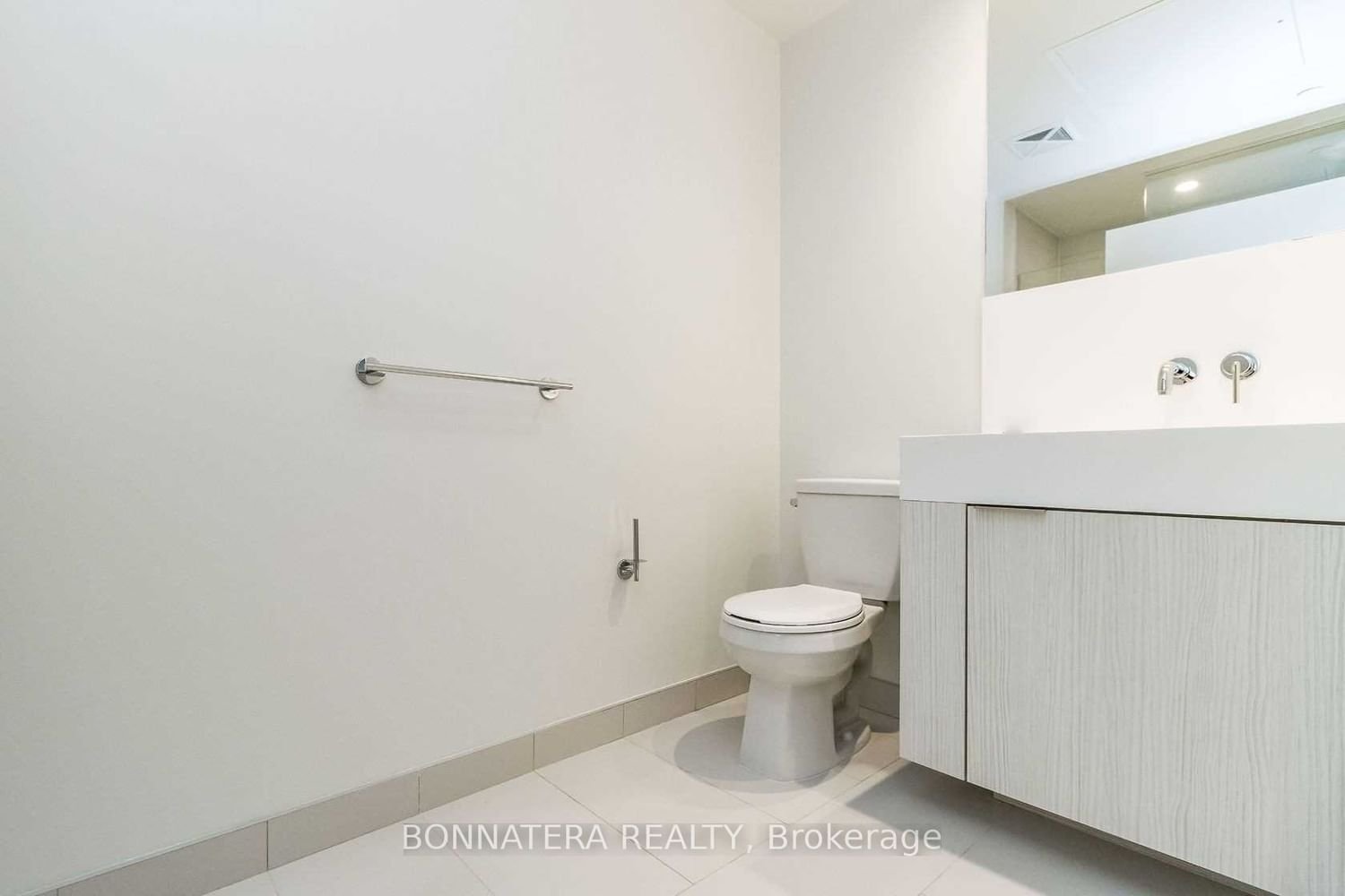 15 Lower Jarvis St, unit 3505 for rent - image #22