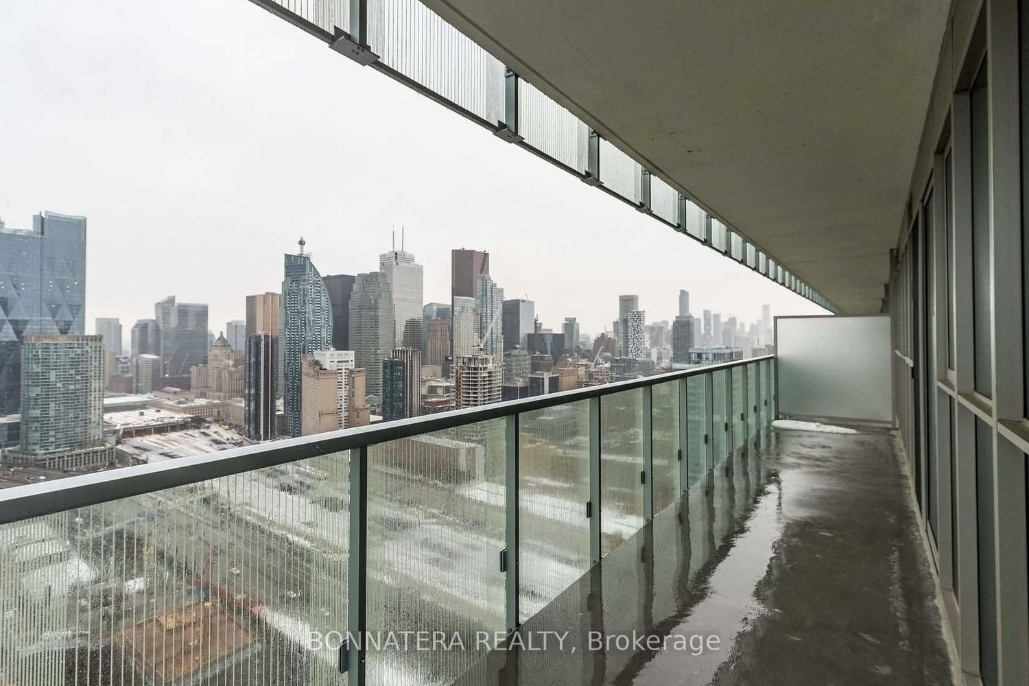 15 Lower Jarvis St, unit 3505 for rent - image #33