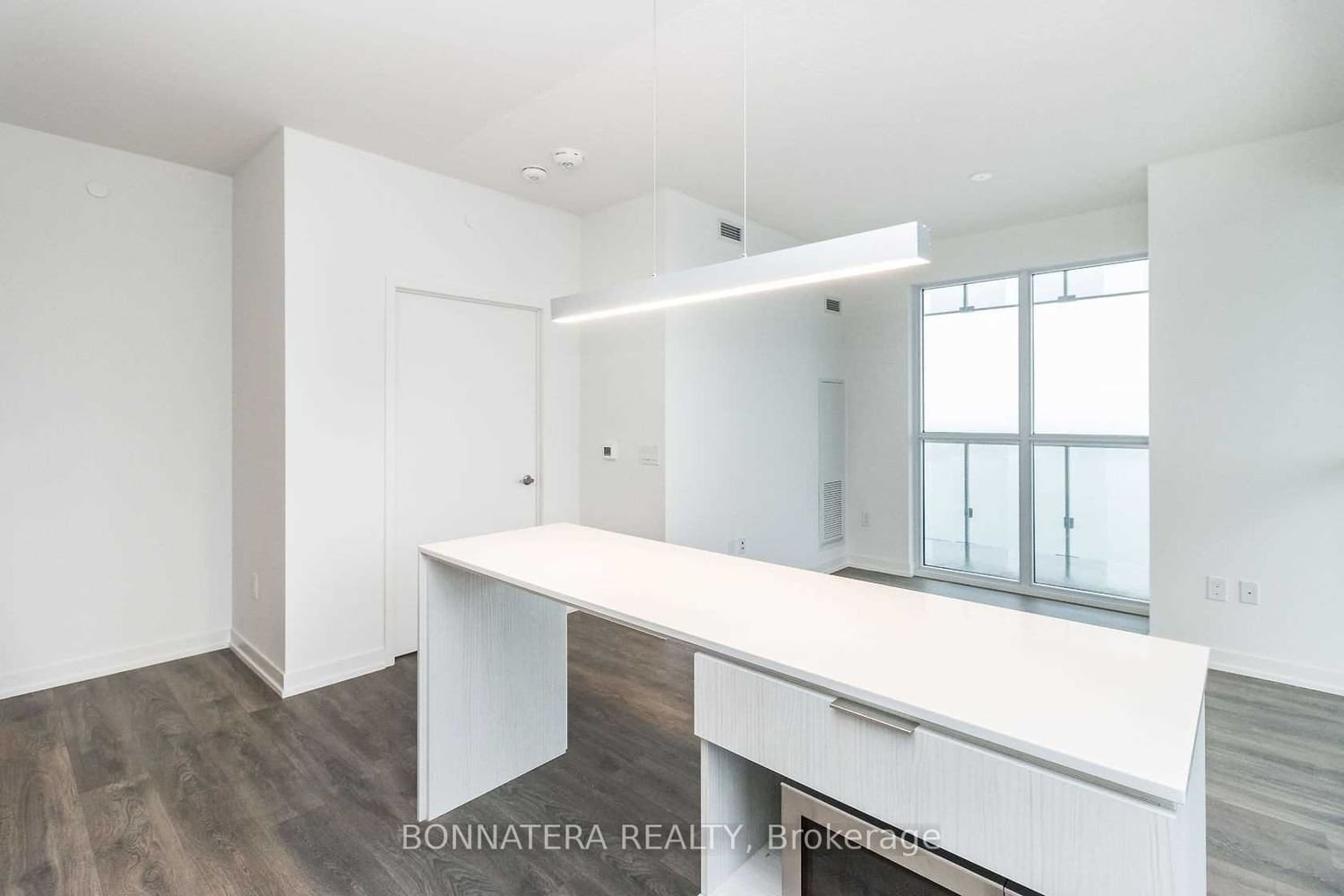 15 Lower Jarvis St, unit 3505 for rent - image #8