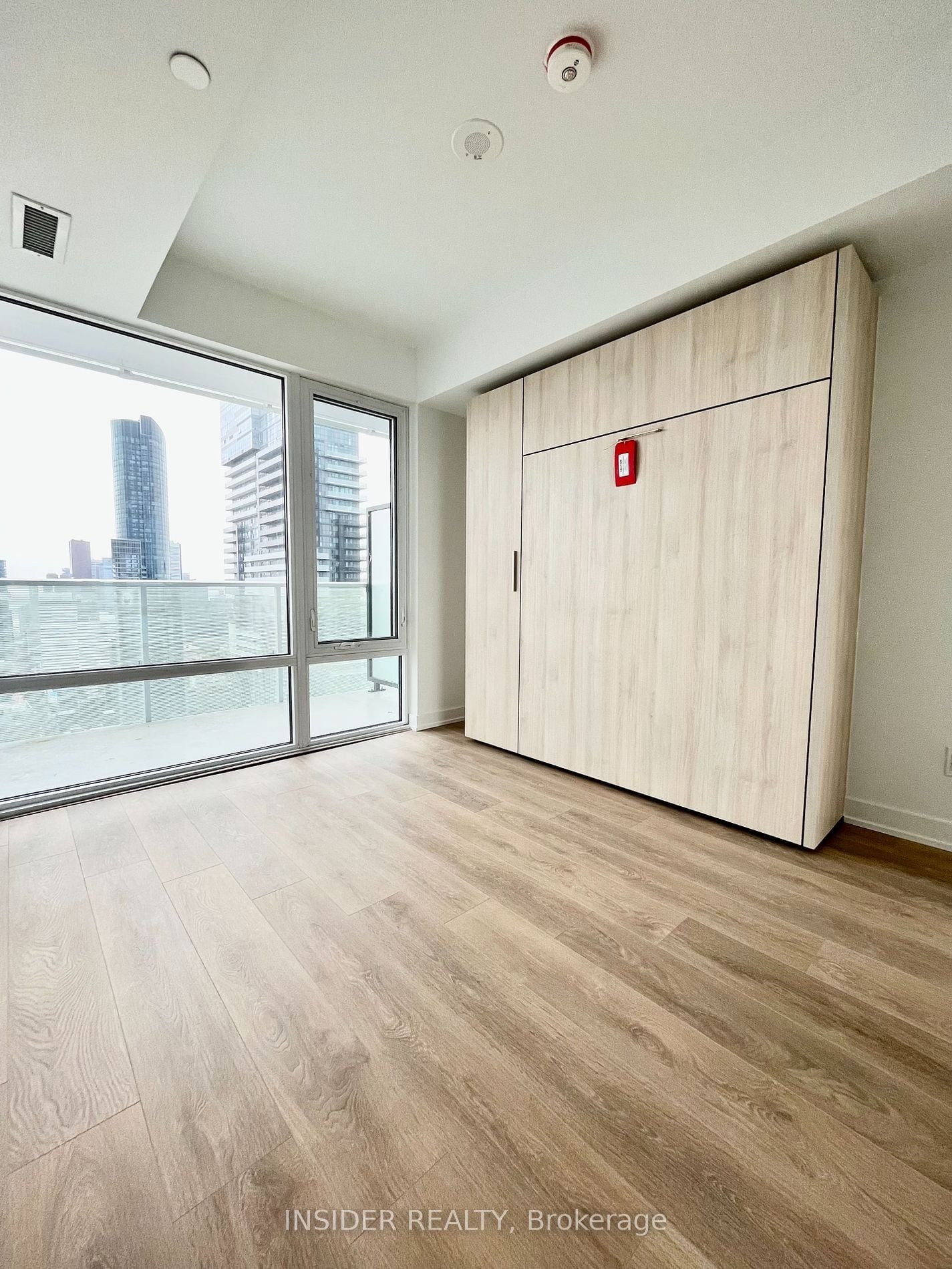 501 Yonge St, unit 4911 for rent in The Village - image #3
