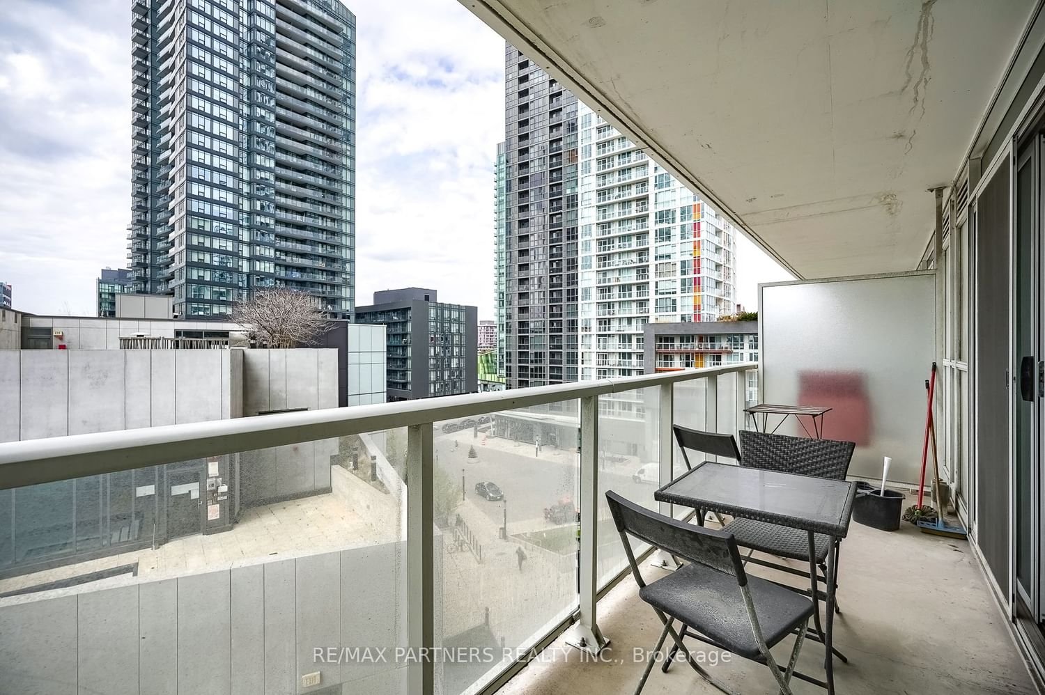 75 Queens Wharf Rd, unit 709 for sale - image #10
