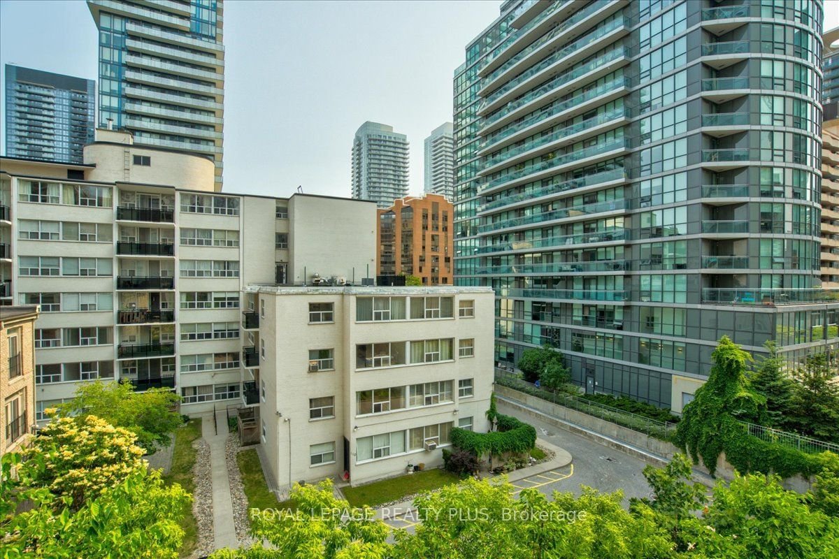 188 Redpath Ave, unit 510 for sale - image #29