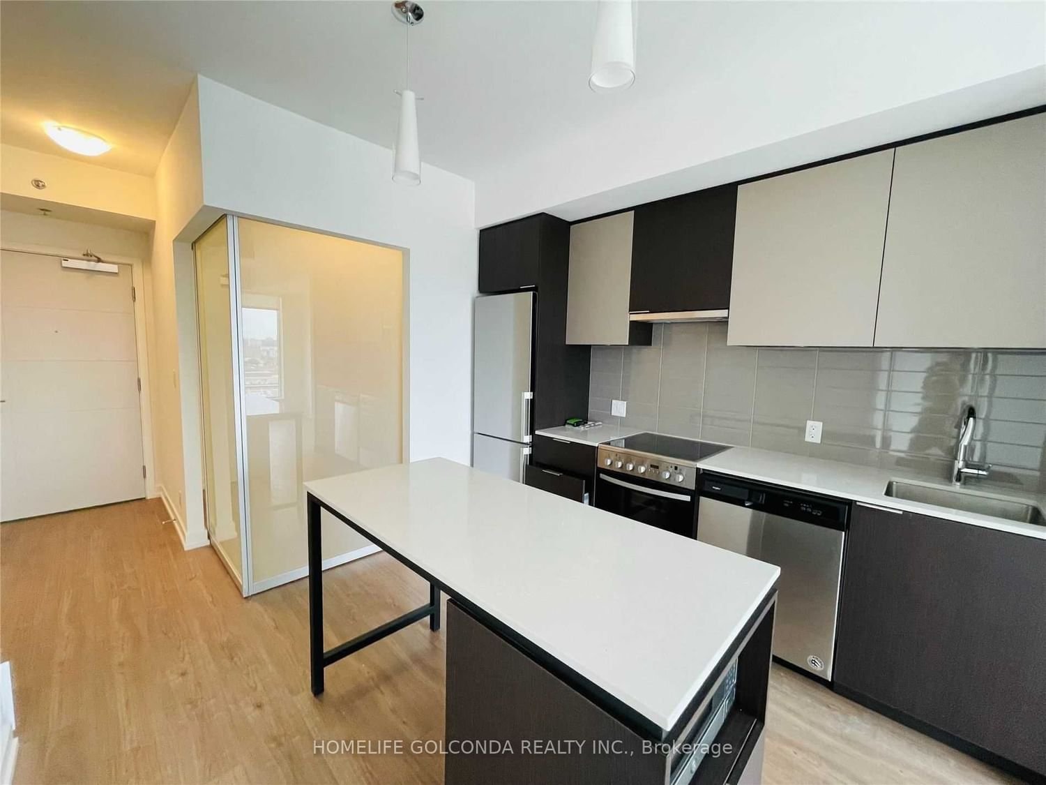 203 College St, unit 2305 for rent - image #7