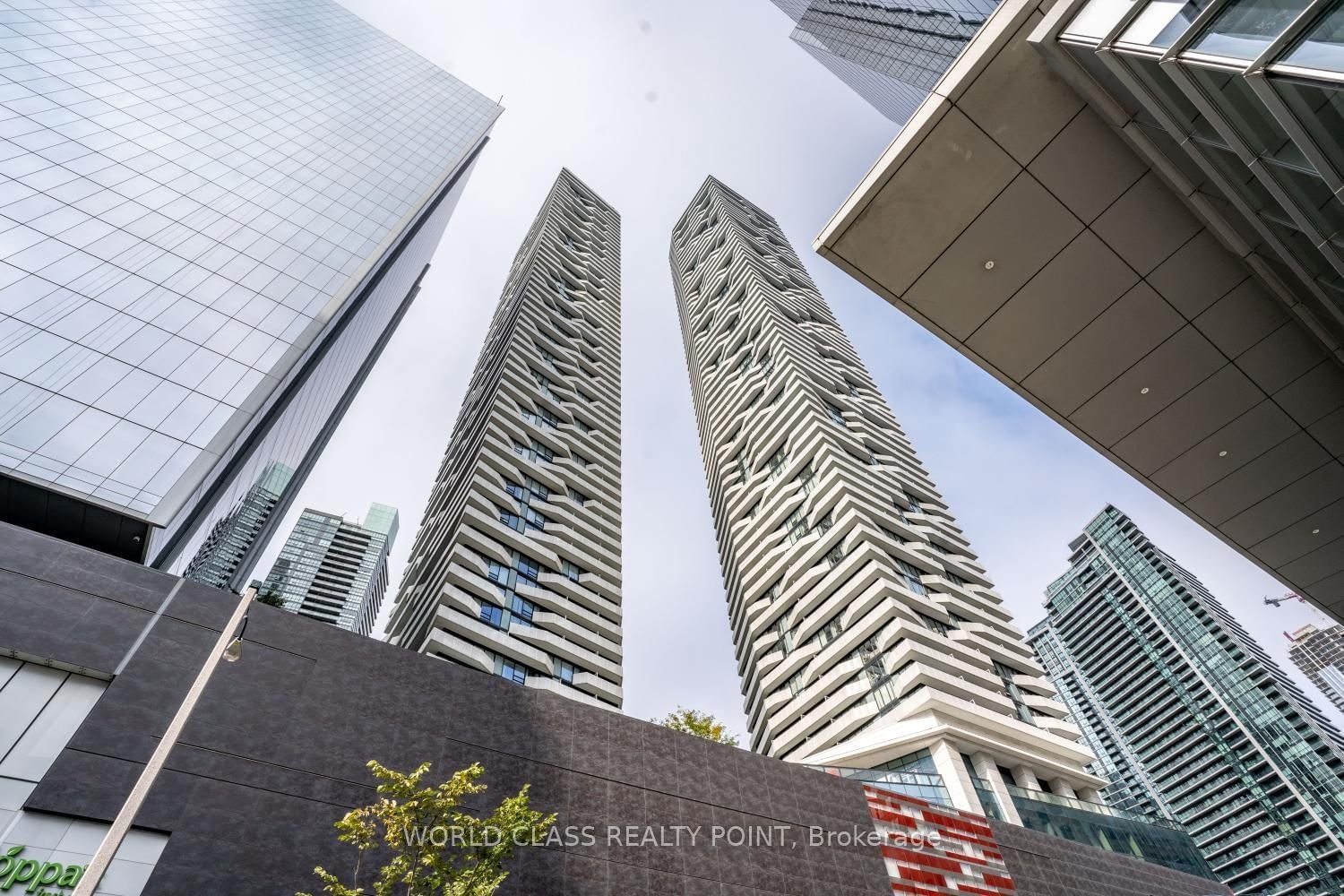 100 Harbour St, unit 4611 for rent in The Waterfront - image #1