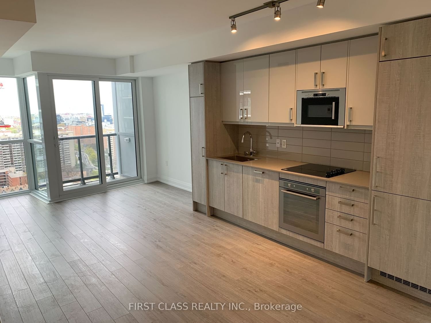 77 Mutual St, unit 2610 for rent - image #1