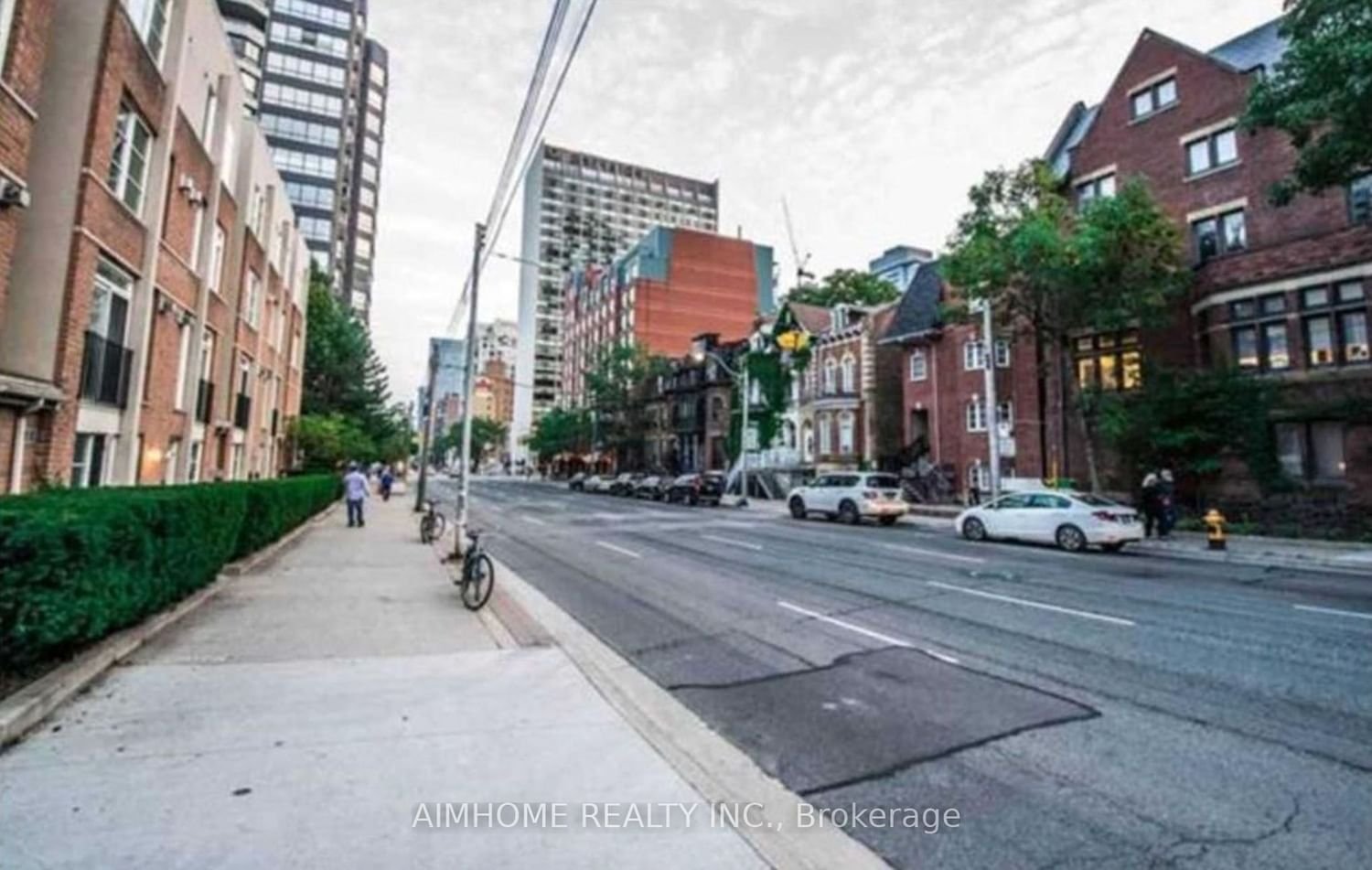 415 Jarvis St, unit 114 for rent - image #8