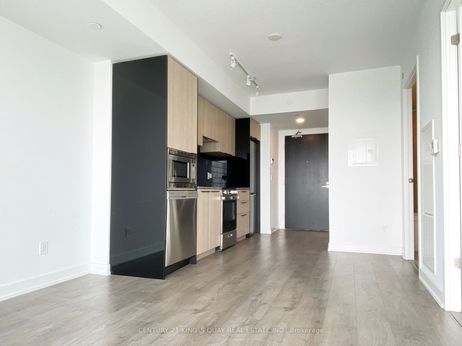 501 Yonge St, unit 4806 for rent in The Village - image #5