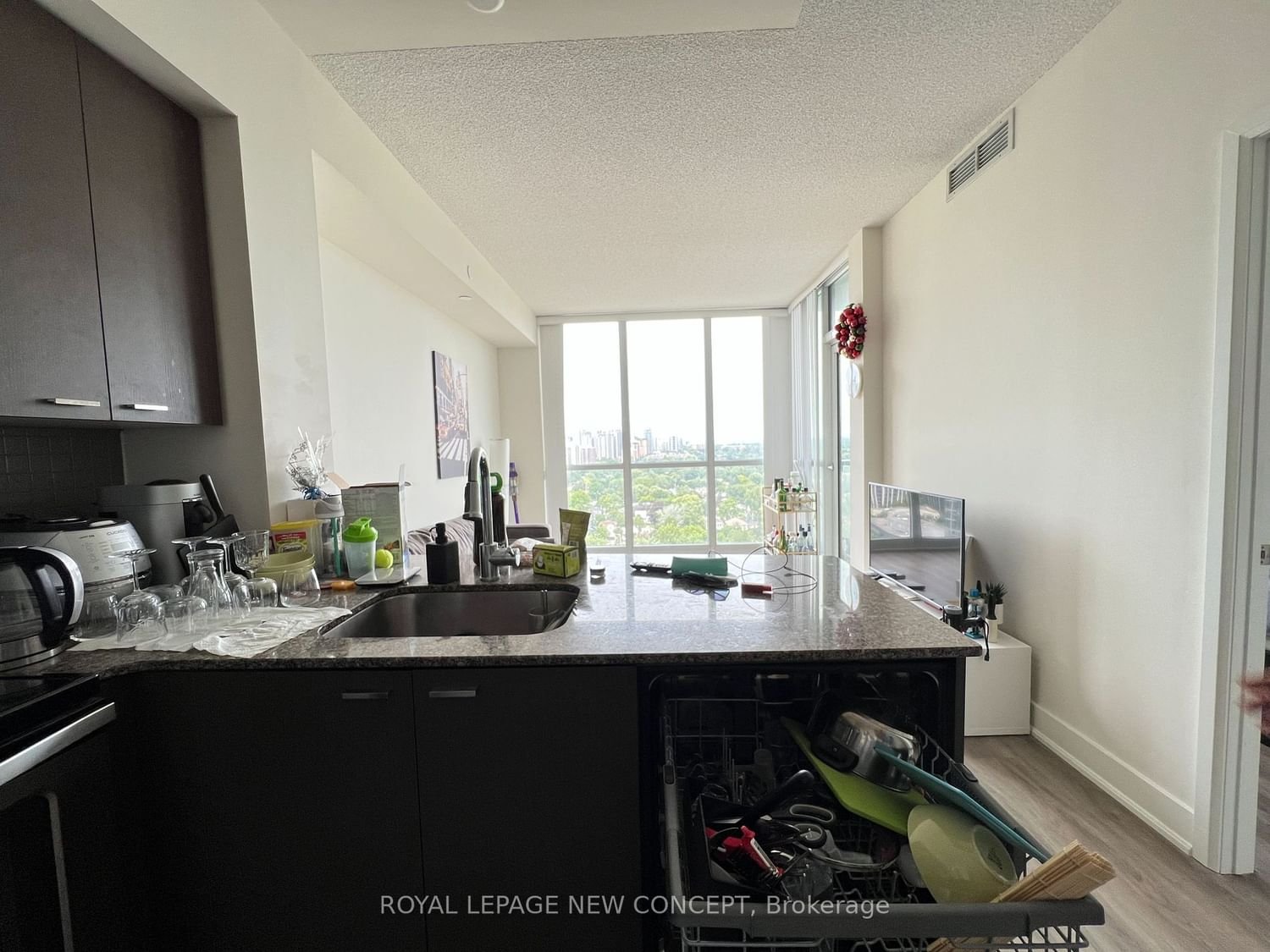88 Sheppard Ave E, unit 2108 for rent - image #15