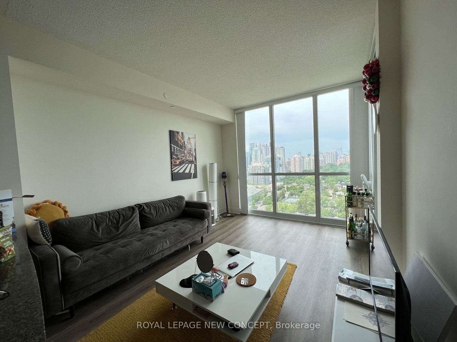 88 Sheppard Ave E, unit 2108 for rent - image #5