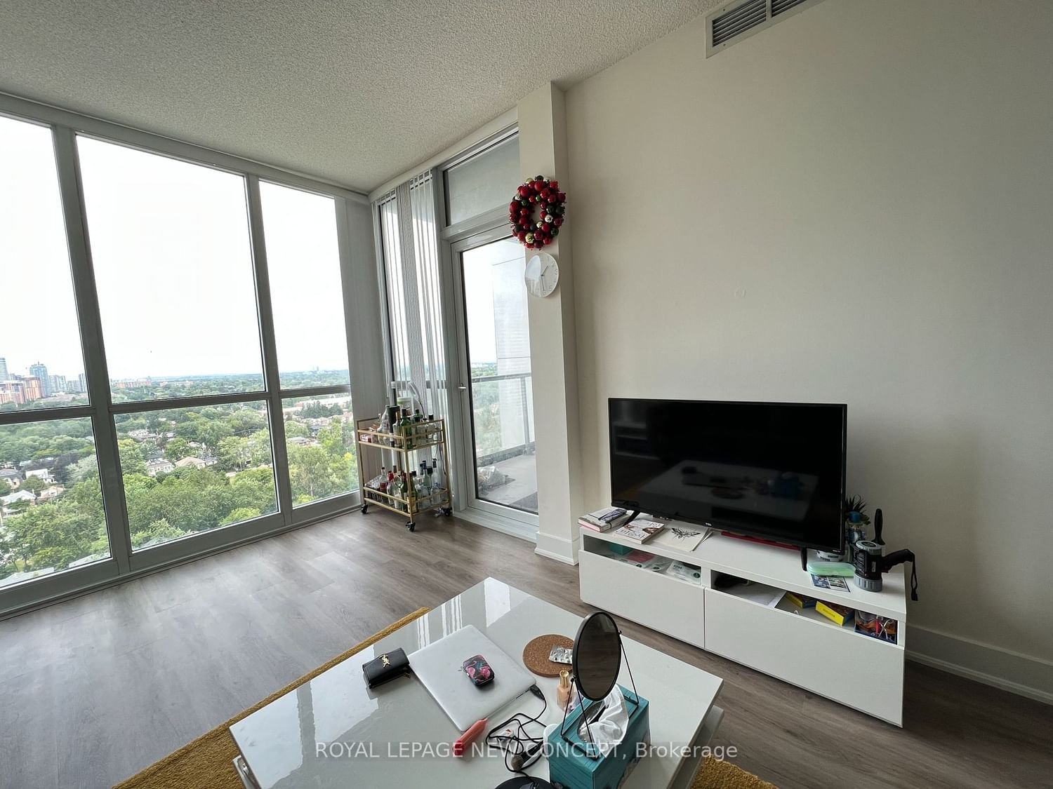 88 Sheppard Ave E, unit 2108 for rent - image #6