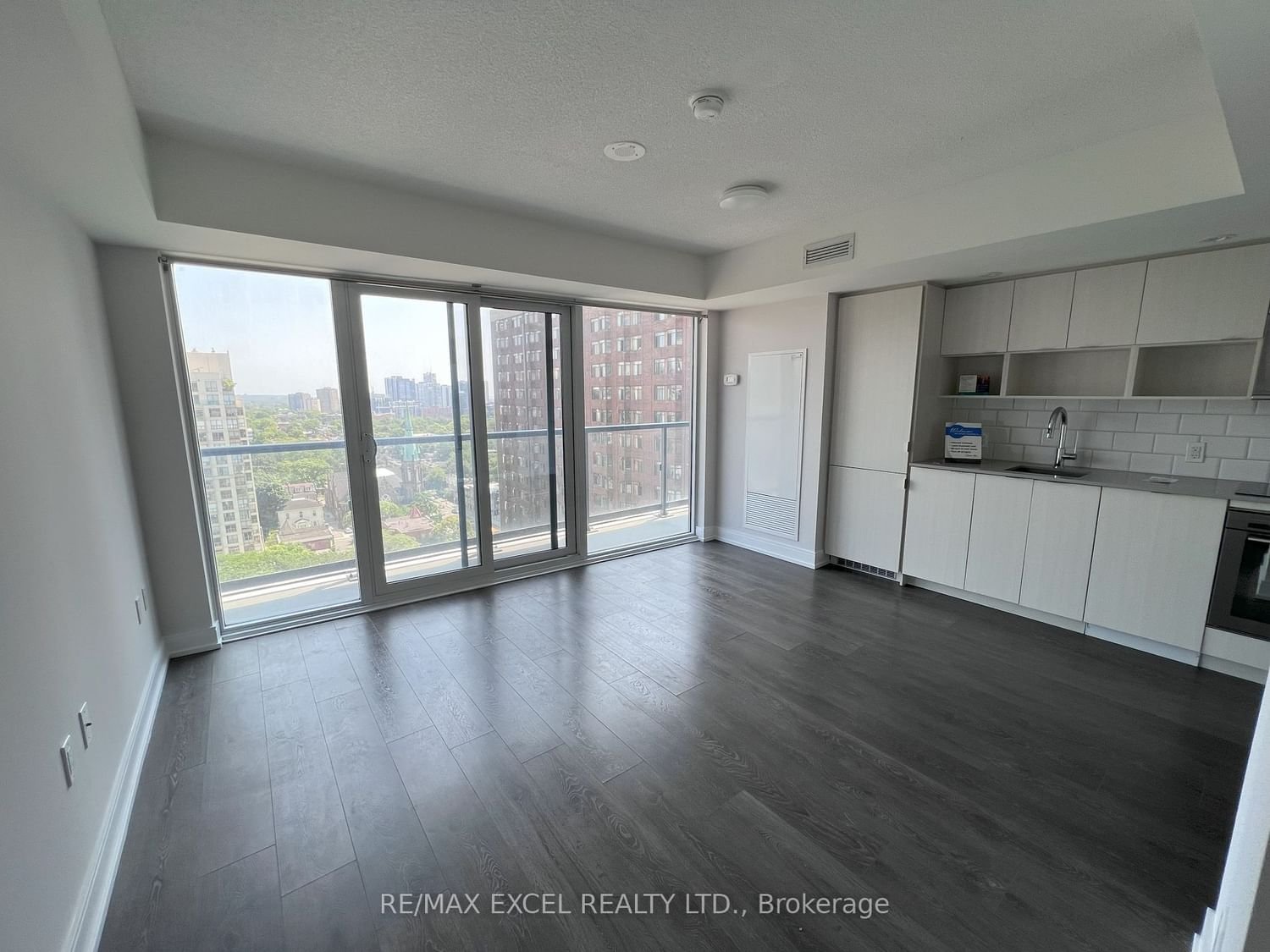 89 Mcgill St, unit 1506 for rent - image #3