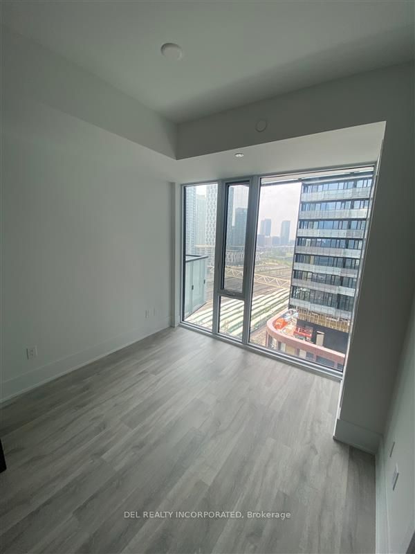 470 Front St W, unit 914 for rent