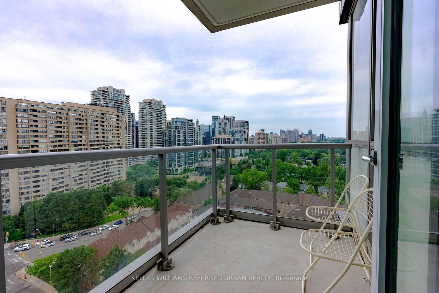 88 Sheppard Ave E, unit 1707 for rent - image #3